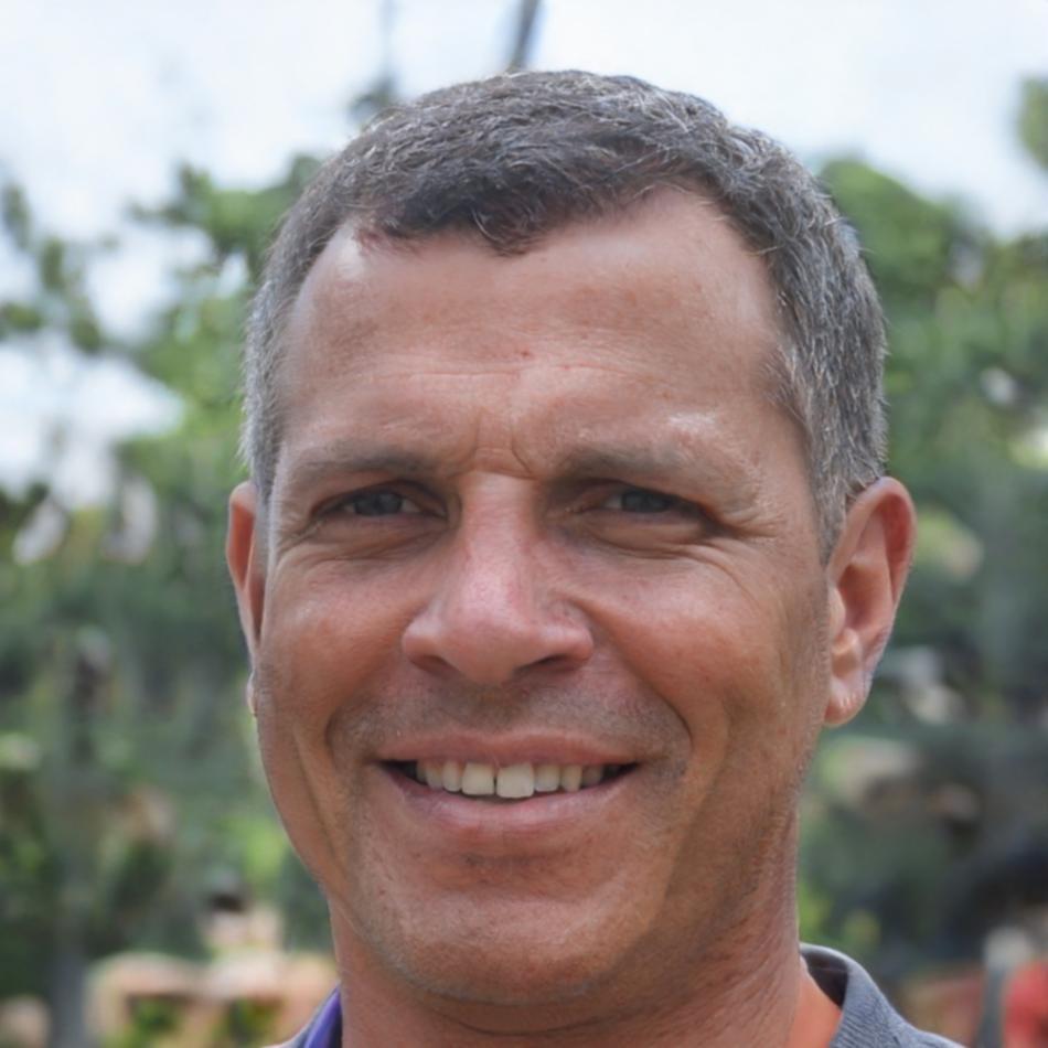 Retrato profesional de Tomás Bergström, experto en mercados de capitales